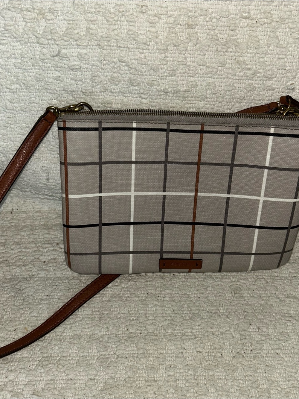 Fossil Crossbody shoulder bag purse brown with checker design plaid strap wallet